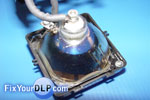 Bulb base: 2-675-113 & Philips P22 UHP 100 / 120W 1.0